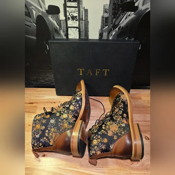 Taft The Jack Boot in Eden 13 US / 46 EU Floral Jacquard - Picture 4 of 6